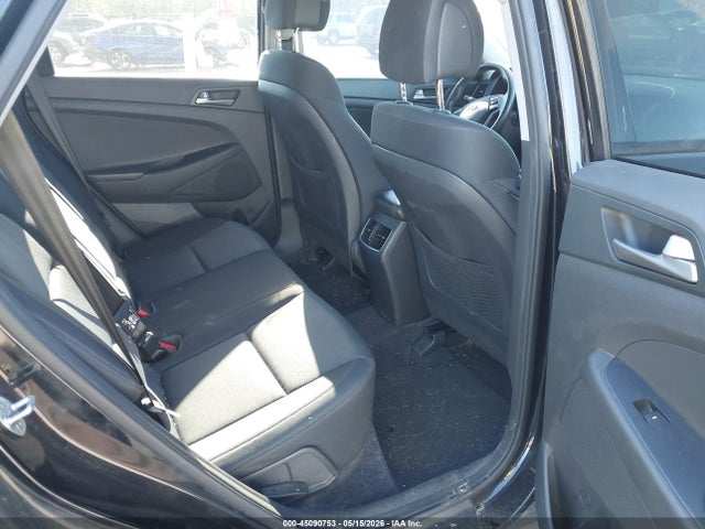 2018 Hyundai Tucson Value მანქანა იყიდება აუქციონზე, vin: KM8J3CA27JU708913, აუქციონის ნომერი: 45090753