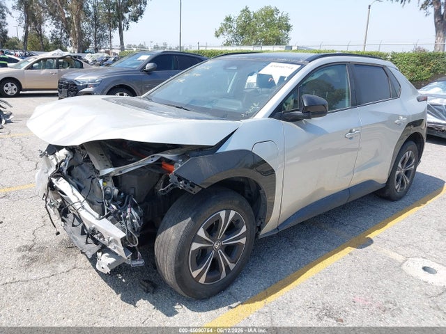 Toyota BZ4X XLE 2024 JTMAAAAA2RA040781 Image 2