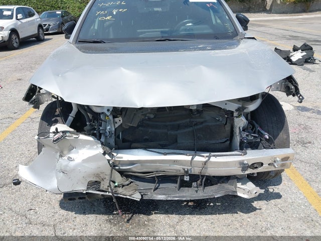 Toyota BZ4X XLE 2024 JTMAAAAA2RA040781 Image 6
