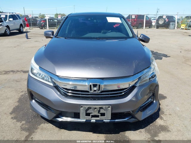 Продажа на аукционе авто 2017 Honda Accord Hybrid Touring, vin: JHMCR6F73HC027423, номер лота: 45090764