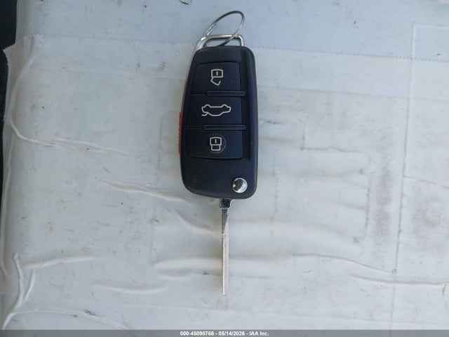 WA1JCCFS0HR004041 Audi Q3 2.0t Premium