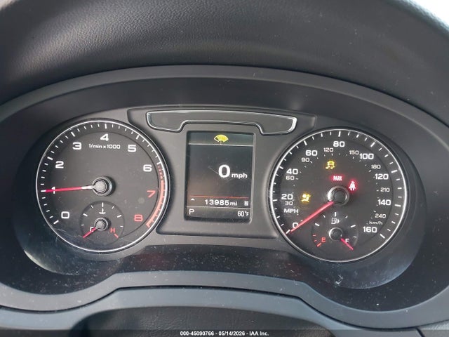 WA1JCCFS0HR004041 Audi Q3 2.0t Premium