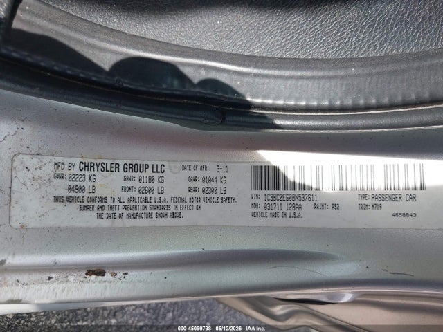 45090798 :رقم المزاد ، 1C3BC2EG0BN537611 vin ، 2011 Chrysler 200 Touring مزاد بيع