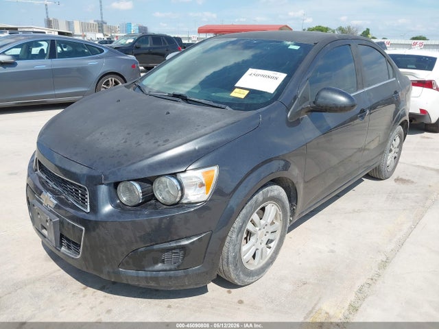 Chevrolet Sonic Lt Auto 2016 1G1JC5SH1G4132336 Image 2