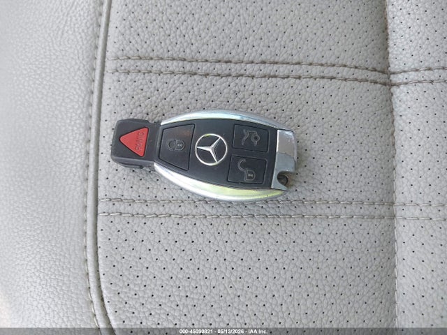 45090821 :رقم المزاد ، 4JGDF7CE5DA225588 vin ، 2013 Mercedes-benz Gl 450 4matic مزاد بيع