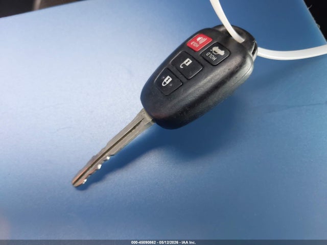 Aukcja sprzedaży 2014 Toyota Corolla Le, vin: 5YFBURHE9EP043489, numer aukcji: 45090862
