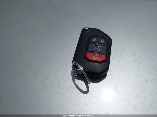Auction sale of the 2019 Jeep Wrangler Unlimited Sahara Altitude 4x4, vin: 1C4HJXEG8KW675299, lot number: 45090898