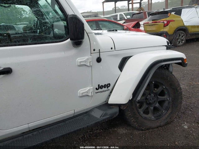 Auction sale of the 2019 Jeep Wrangler Unlimited Sahara Altitude 4x4, vin: 1C4HJXEG8KW675299, lot number: 45090898