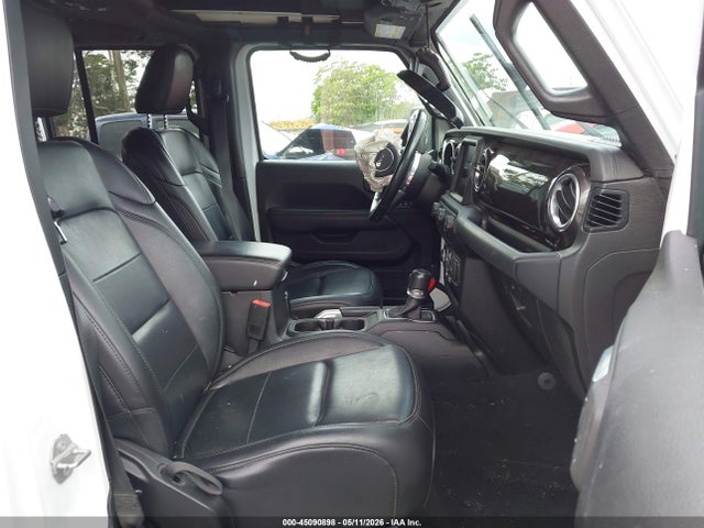 Auction sale of the 2019 Jeep Wrangler Unlimited Sahara Altitude 4x4, vin: 1C4HJXEG8KW675299, lot number: 45090898