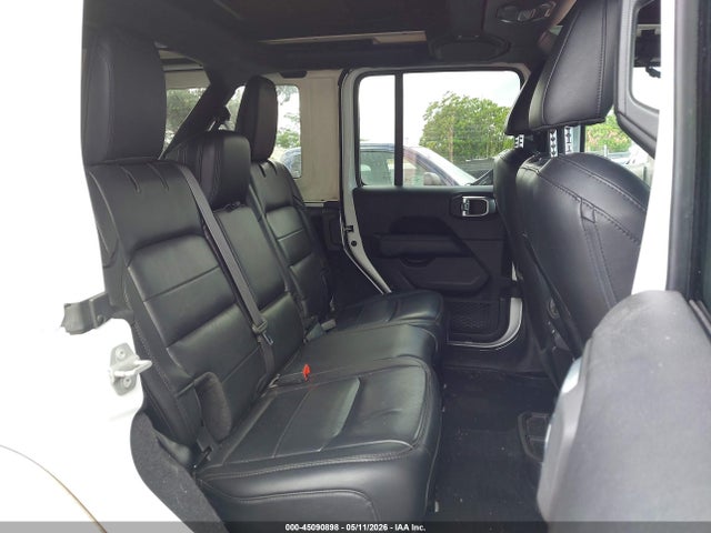 Auction sale of the 2019 Jeep Wrangler Unlimited Sahara Altitude 4x4, vin: 1C4HJXEG8KW675299, lot number: 45090898