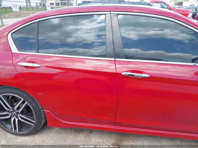 45090902 :رقم المزاد ، 1HGCR2F59HA095716 vin ، 2017 Honda Accord Sport مزاد بيع