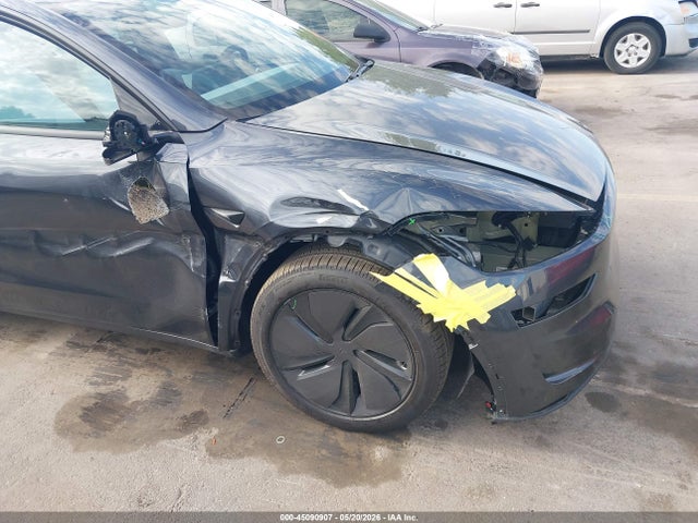 Продажа на аукционе авто 2026 Tesla Model Y All-wheel Drive/long Range Launch Series/premium All-wheel Drive, vin: 7SAYGDEE4TA679349, номер лота: 45090907