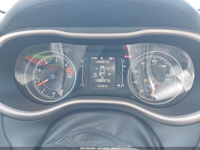 Продажа на аукционе авто 2018 Jeep Cherokee Latitude Fwd, vin: 1C4PJLCB2JD504182, номер лота: 45090909