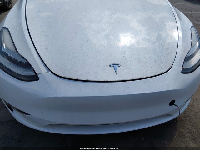 Продажа на аукционе авто 2023 Tesla Model Y Awd/long Range Dual Motor All-wheel Drive, vin: 7SAYGDEE1PF611292, номер лота: 45090949