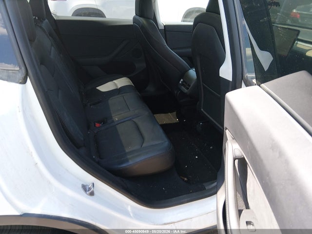 Продажа на аукционе авто 2023 Tesla Model Y Awd/long Range Dual Motor All-wheel Drive, vin: 7SAYGDEE1PF611292, номер лота: 45090949