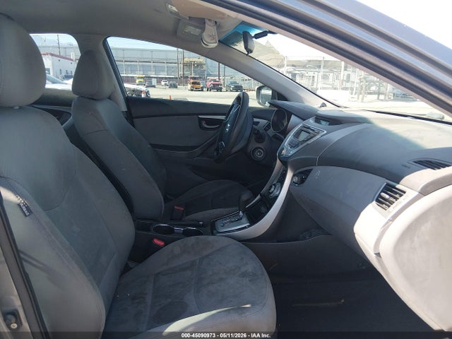 2011 Hyundai Elantra Gls მანქანა იყიდება აუქციონზე, vin: 5NPDH4AE5BH036848, აუქციონის ნომერი: 45090973