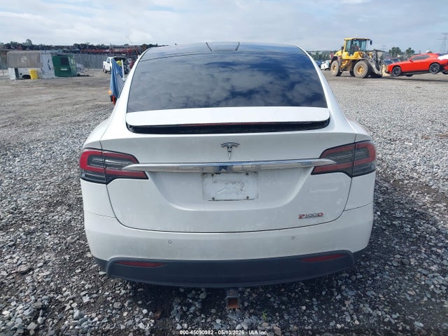 Продажа на аукционе авто 2016 Tesla Model X 75d/p100d/p90d, vin: 5YJXCBE40GF008995, номер лота: 45090982