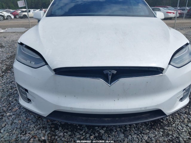 Продажа на аукционе авто 2016 Tesla Model X 75d/p100d/p90d, vin: 5YJXCBE40GF008995, номер лота: 45090982