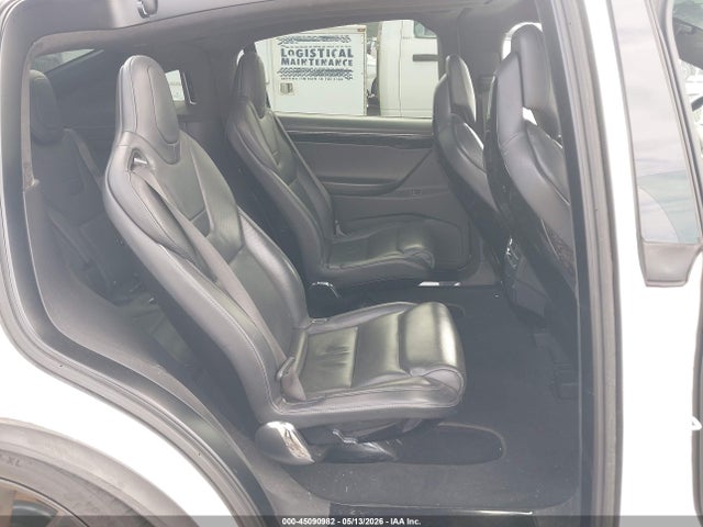 Продажа на аукционе авто 2016 Tesla Model X 75d/p100d/p90d, vin: 5YJXCBE40GF008995, номер лота: 45090982