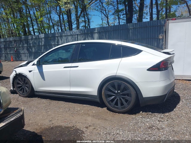 Auction sale of the 2025 Tesla Model X Long Range, vin: 7SAXCAE58SF471286, lot number: 45090989