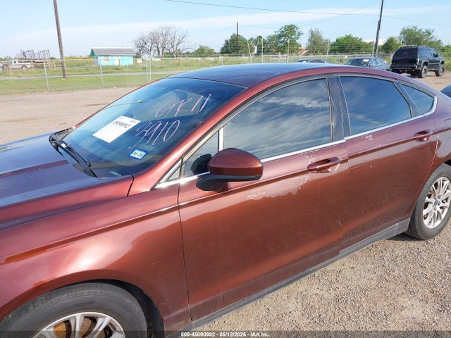 Продажа на аукционе авто 2016 Ford Fusion S, vin: 3FA6P0G79GR113910, номер лота: 45090992