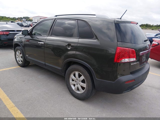 2011 Kia Sorento Lx მანქანა იყიდება აუქციონზე, vin: 5XYKTCA17BG105401, აუქციონის ნომერი: 45091049