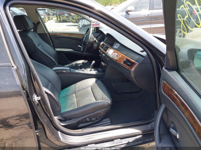 2008 Bmw 535xi მანქანა იყიდება აუქციონზე, vin: WBANV93578C130366, აუქციონის ნომერი: 45091058