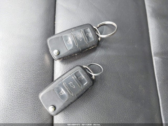 45091072 :رقم المزاد ، WVWGV71K18W051816 vin ، 2008 Volkswagen Gti 4-door مزاد بيع