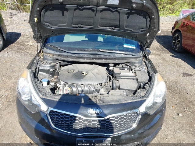 45091113 :رقم المزاد ، KNAFK4A6XF5259327 vin ، 2015 Kia Forte Lx مزاد بيع