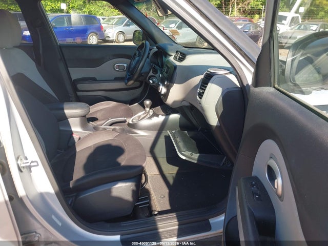 45091128 :رقم المزاد ، KNDJN2A29G7824954 vin ، 2016 Kia Soul مزاد بيع