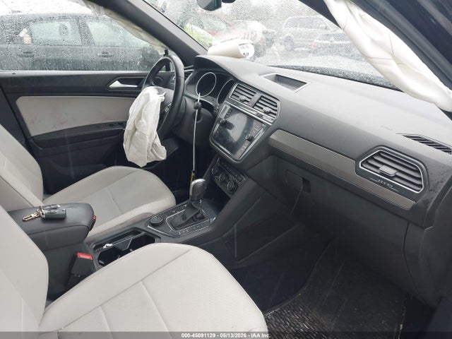 Продаж на аукціоні авто 2020 Volkswagen Tiguan 2.0t Se/2.0t Se R-line Black/2.0t Sel, vin: 3VV2B7AXXLM153947, номер лоту: 45091129