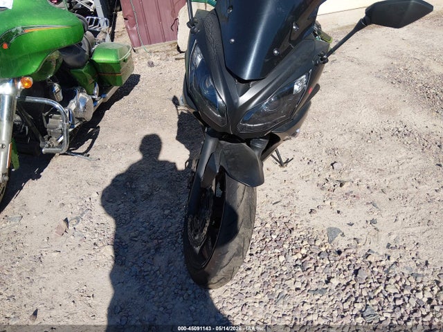 JKAEXEE18FDA19183 Kawasaki Ex650 E