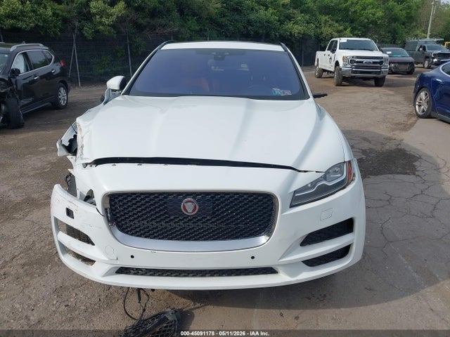 Jaguar F-PACE S 2017 SADCM2BV7HA891808 Image 11