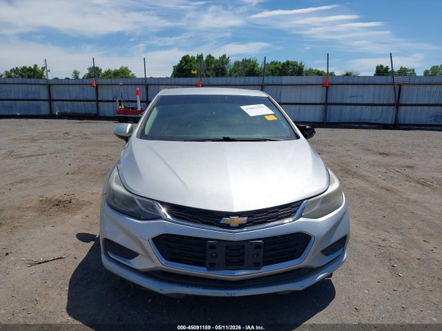 Продаж на аукціоні авто 2018 Chevrolet Cruze Lt Auto, vin: 1G1BE5SM8J7188677, номер лоту: 45091189