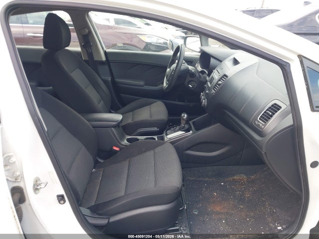 Продаж на аукціоні авто 2017 Kia Forte Lx, vin: 3KPFK4A75HE016785, номер лоту: 45091204