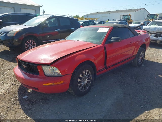 45091223 :رقم المزاد ، 1ZVFT84N555211658 vin ، 2005 Ford Mustang مزاد بيع