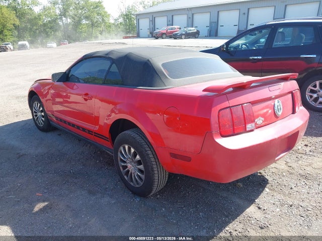 45091223 :رقم المزاد ، 1ZVFT84N555211658 vin ، 2005 Ford Mustang مزاد بيع