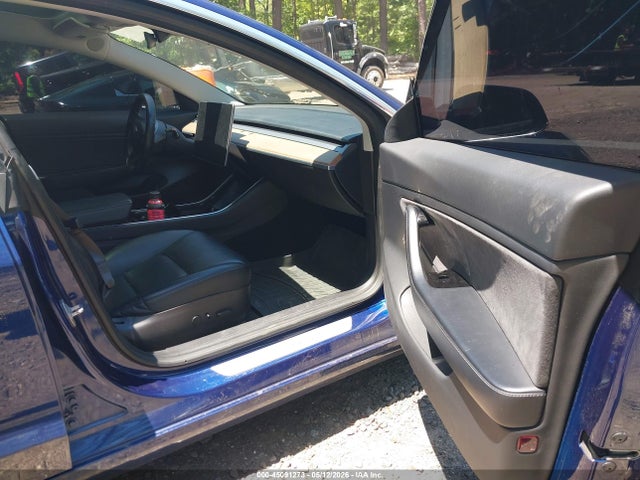 Продажа на аукционе авто 2018 Tesla Model 3 Long Range/performance, vin: 5YJ3E1EB7JF115051, номер лота: 45091273
