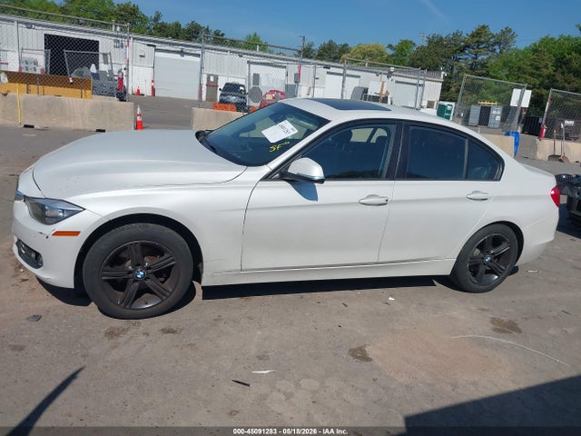 45091283 :رقم المزاد ، WBA3C3G58FNS76300 vin ، 2015 Bmw 320i Xdrive مزاد بيع