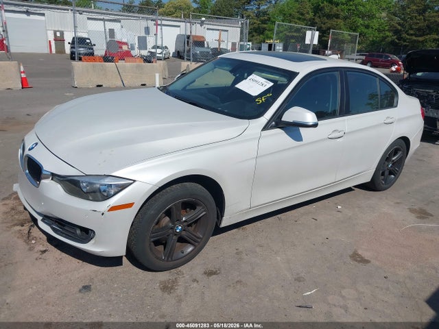 45091283 :رقم المزاد ، WBA3C3G58FNS76300 vin ، 2015 Bmw 320i Xdrive مزاد بيع