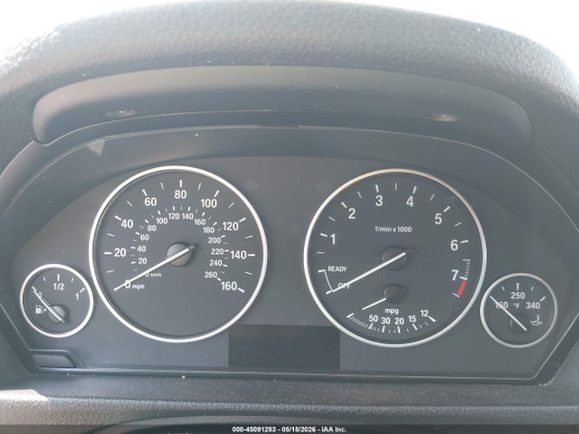 45091283 :رقم المزاد ، WBA3C3G58FNS76300 vin ، 2015 Bmw 320i Xdrive مزاد بيع
