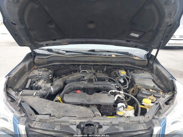 JF2SJAGC0JH518092 Subaru Forester 2.5i Premium