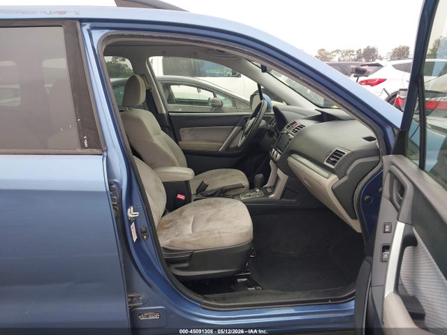 JF2SJAGC0JH518092 Subaru Forester 2.5i Premium