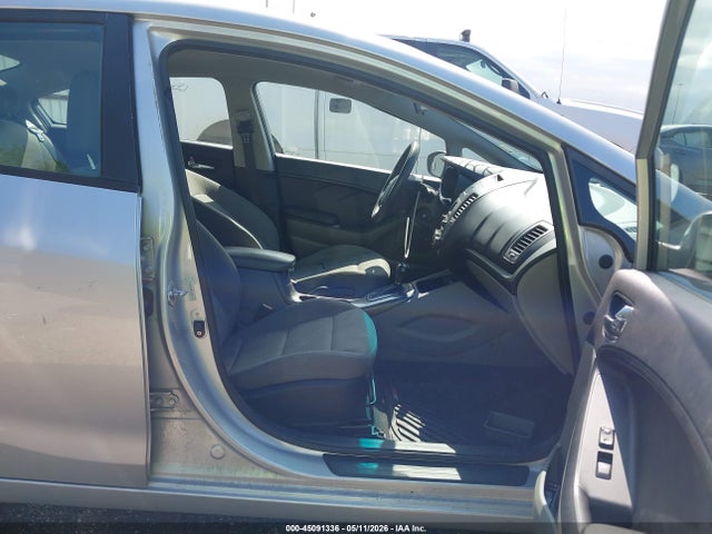 Aukcja sprzedaży 2015 Kia Forte Lx, vin: KNAFK4A61F5375810, numer aukcji: 45091336