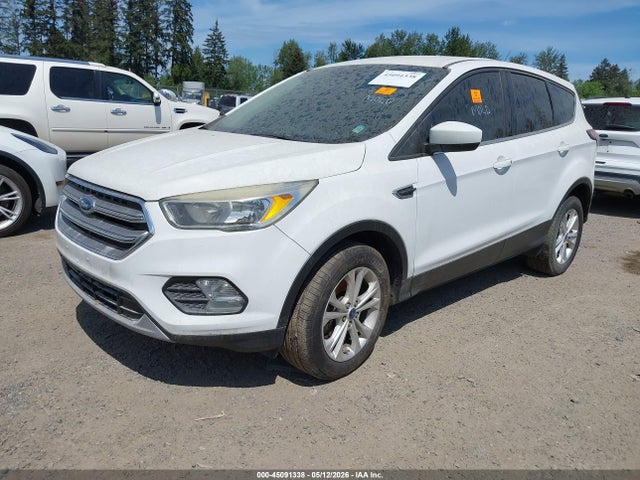 1FMCU9GD8HUE49196 Ford ESCAPE SE