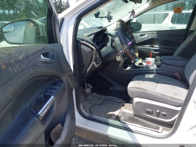 1FMCU9GD8HUE49196 Ford ESCAPE SE