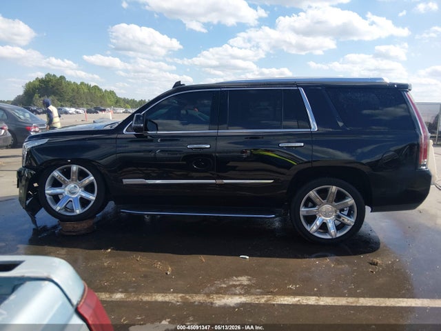 2020 Cadillac Escalade 4wd Premium Luxury მანქანა იყიდება აუქციონზე, vin: 1GYS4CKJ9LR226326, აუქციონის ნომერი: 45091347