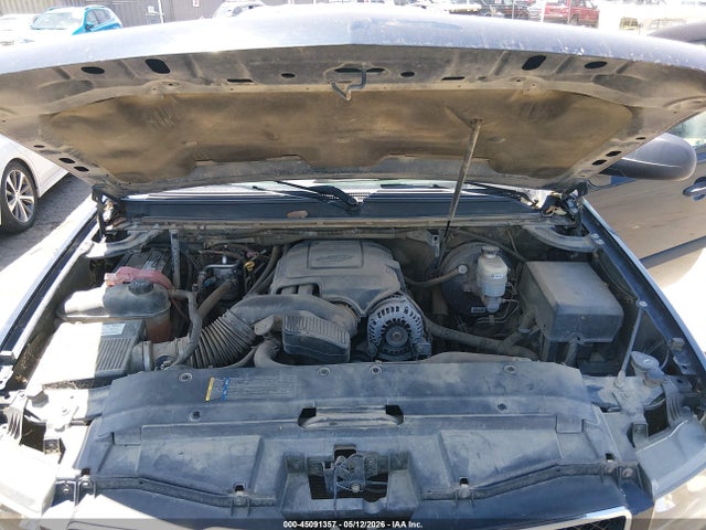 45091357 :رقم المزاد ، 1GNFC13C68J140936 vin ، 2008 Chevrolet Tahoe Ls مزاد بيع