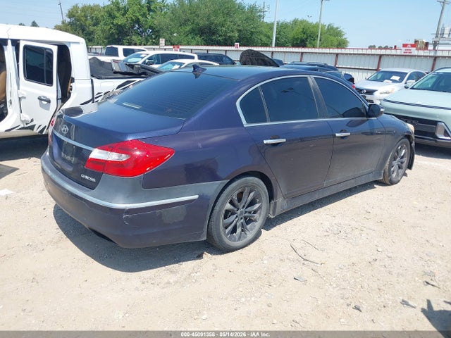 2012 Hyundai Genesis 3.8 მანქანა იყიდება აუქციონზე, vin: KMHGC4DD3CU177340, აუქციონის ნომერი: 45091358
