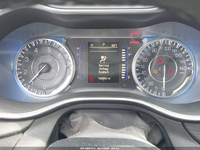 2016 Chrysler 200 Limited მანქანა იყიდება აუქციონზე, vin: 1C3CCCAB2GN164518, აუქციონის ნომერი: 45091372